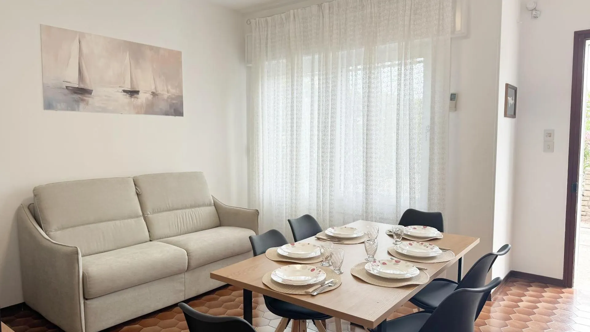 Intera Casa, 100 M Dal Mare, Grande Giardino Villa Lido di Jesolo