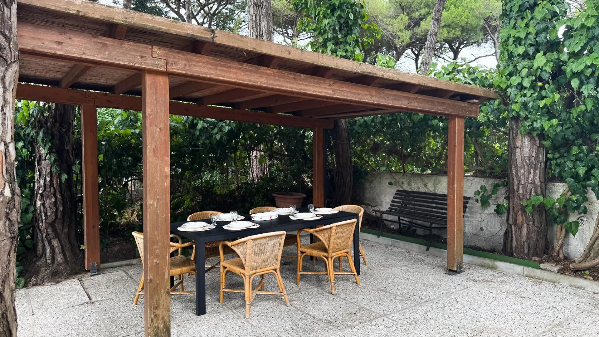 Intera Casa, 100 M Dal Mare, Grande Giardino Villa Lido di Jesolo Italien