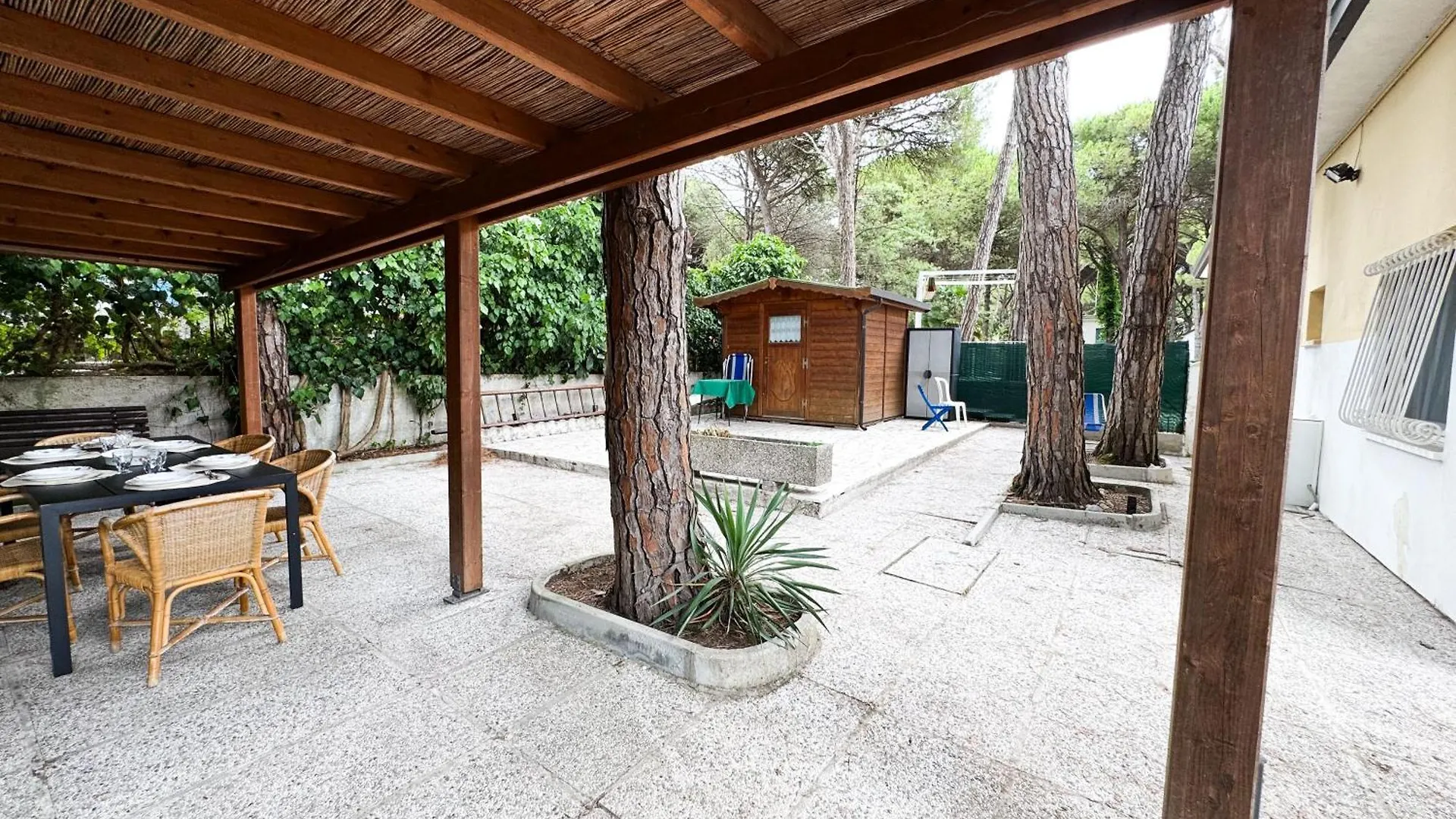Вилла Intera Casa, 100 M Dal Mare, Grande Giardino Лидо-ди-Езоло